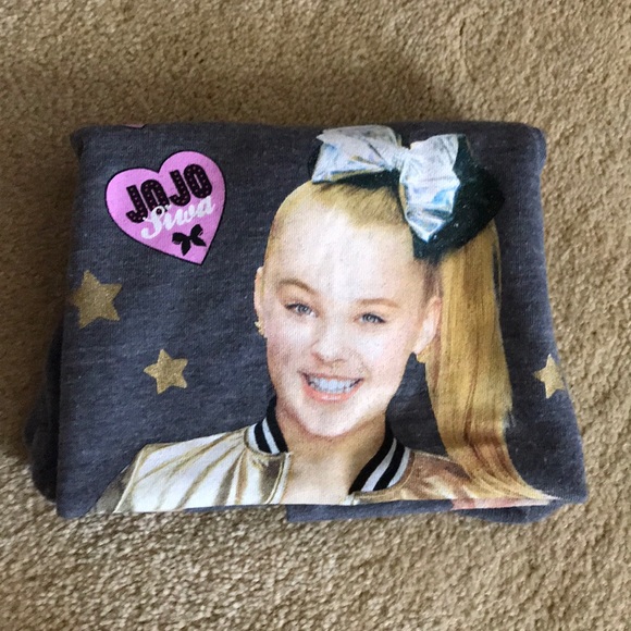 Tops - Picture 3 of 3